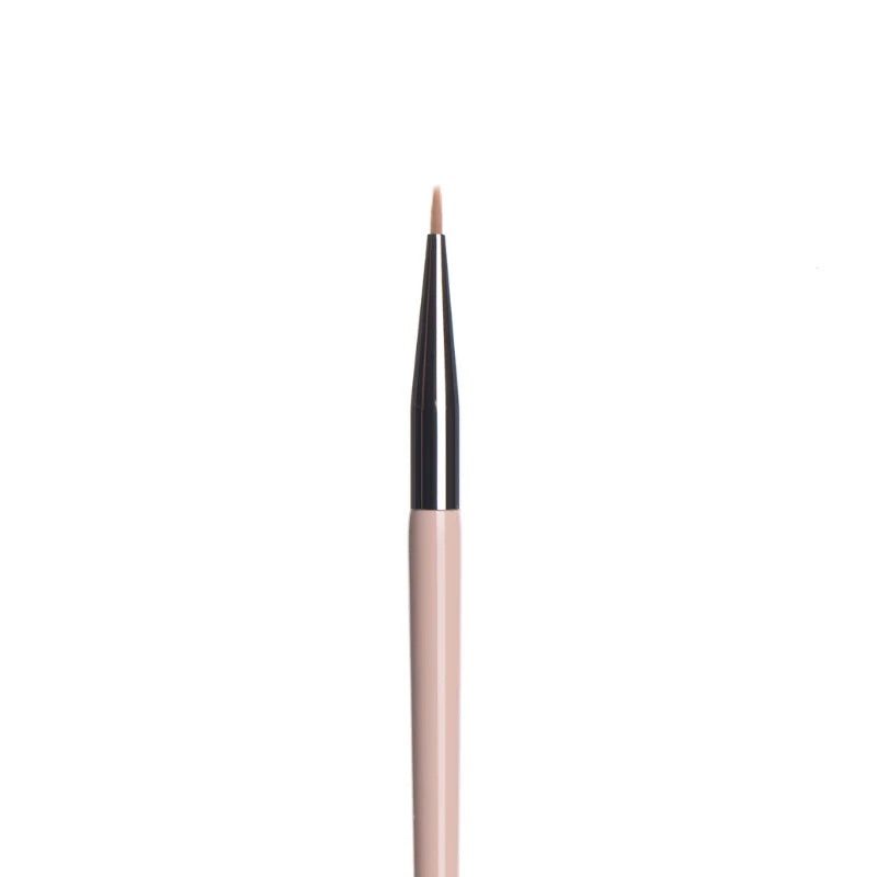 Inês Franco - 8. Pincel de Eyeliner em Gel