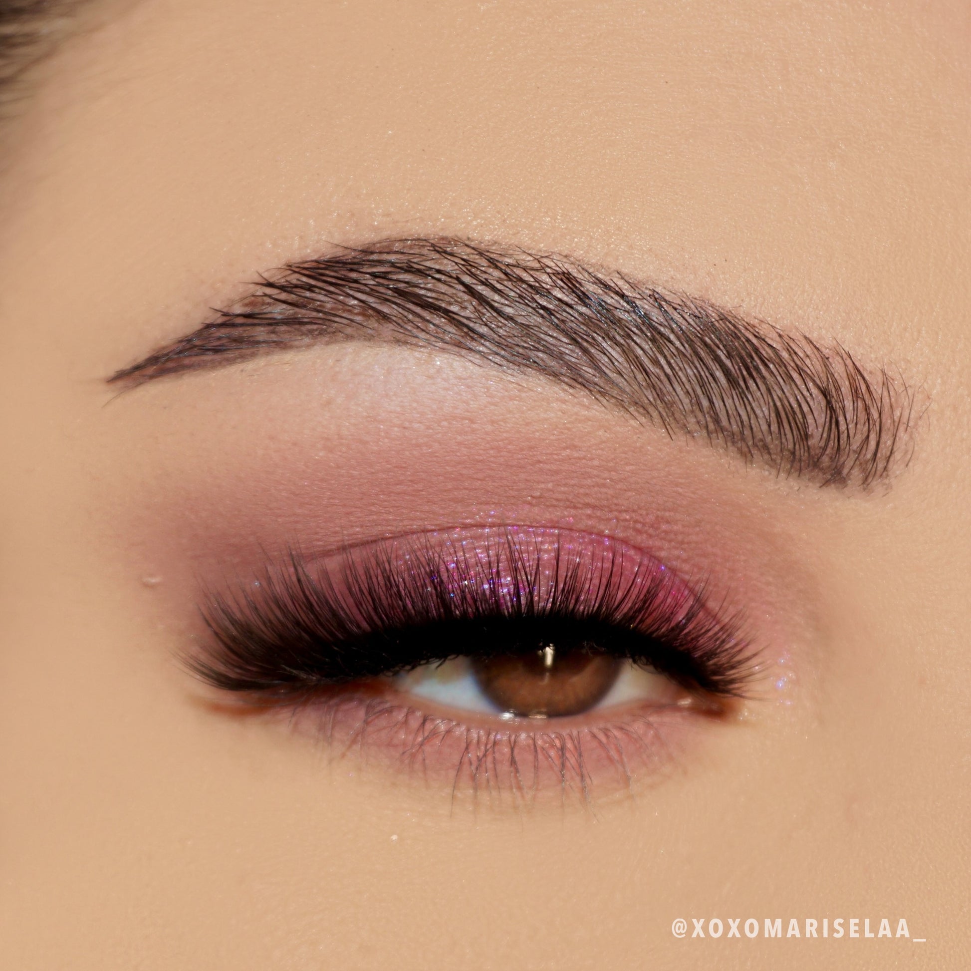 Moira Cosmetics - At Glance Stick Shadow