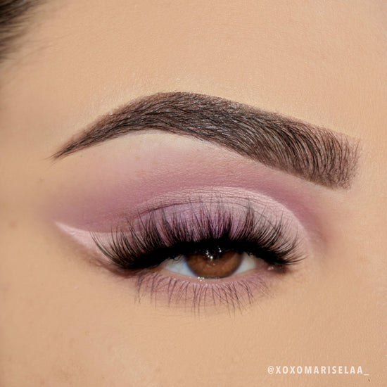 Moira Cosmetics - At Glance Stick Shadow