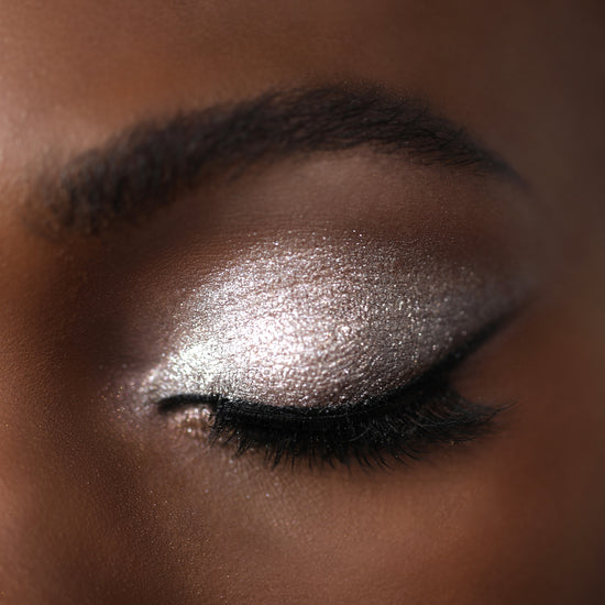 Moira Cosmetics - Chroma Light Shadow