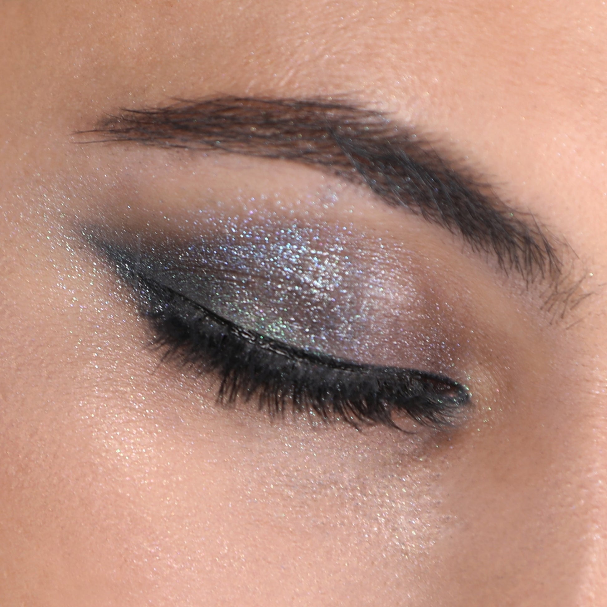 Moira Cosmetics - Chroma Light Shadow