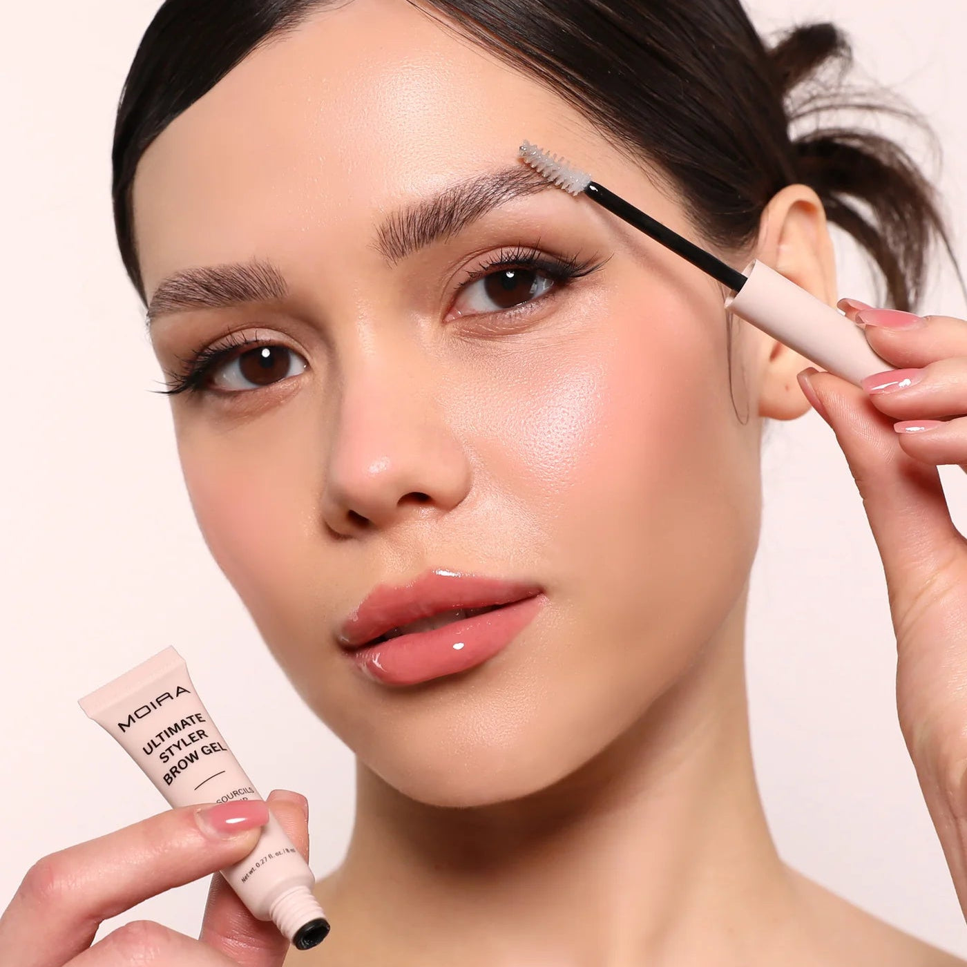 Moira Cosmetics - Ultimate Styler Brow Gel