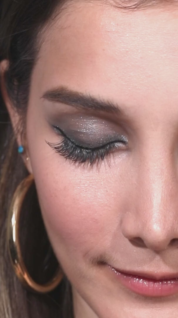 Moira Cosmetics - At Glance Stick Shadow